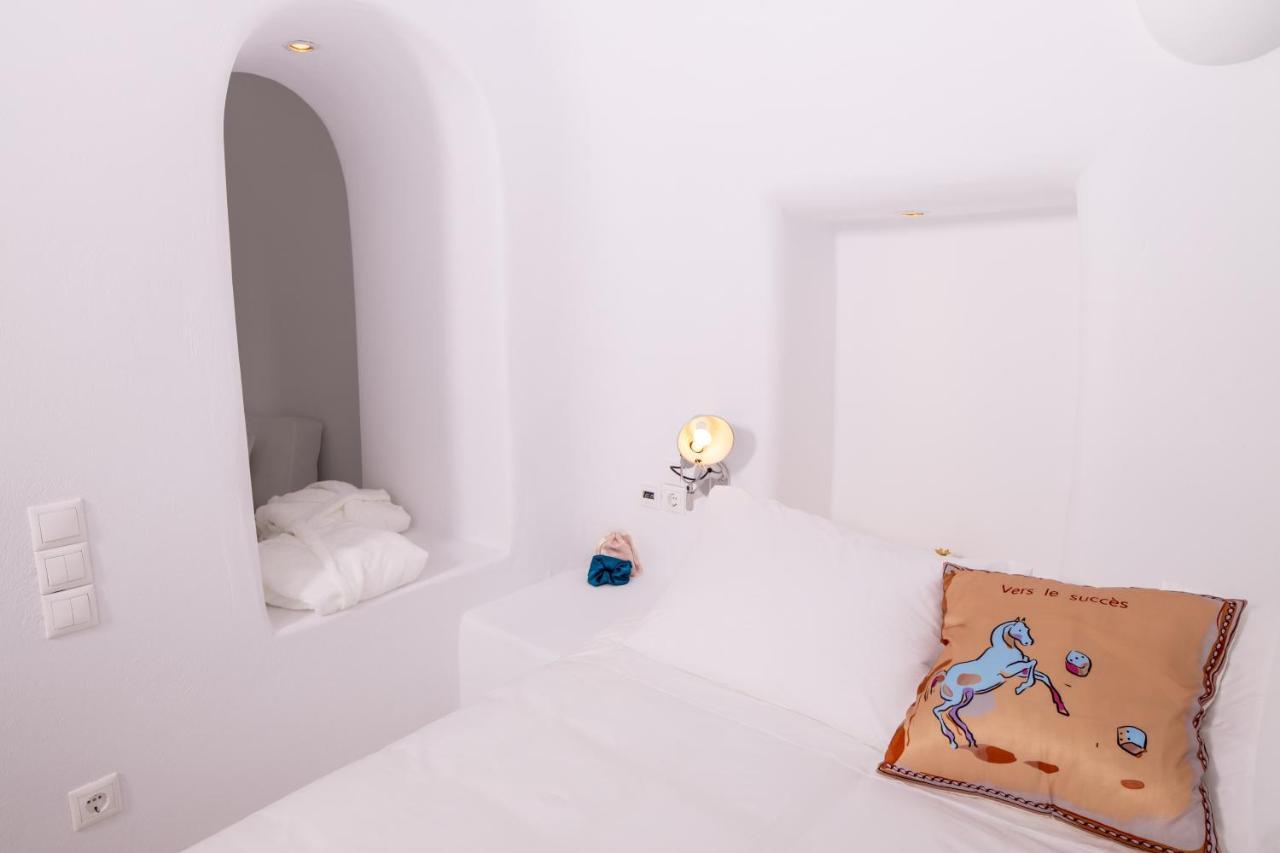 Aristos Life Luxury Cave Villas 이아 외부 사진