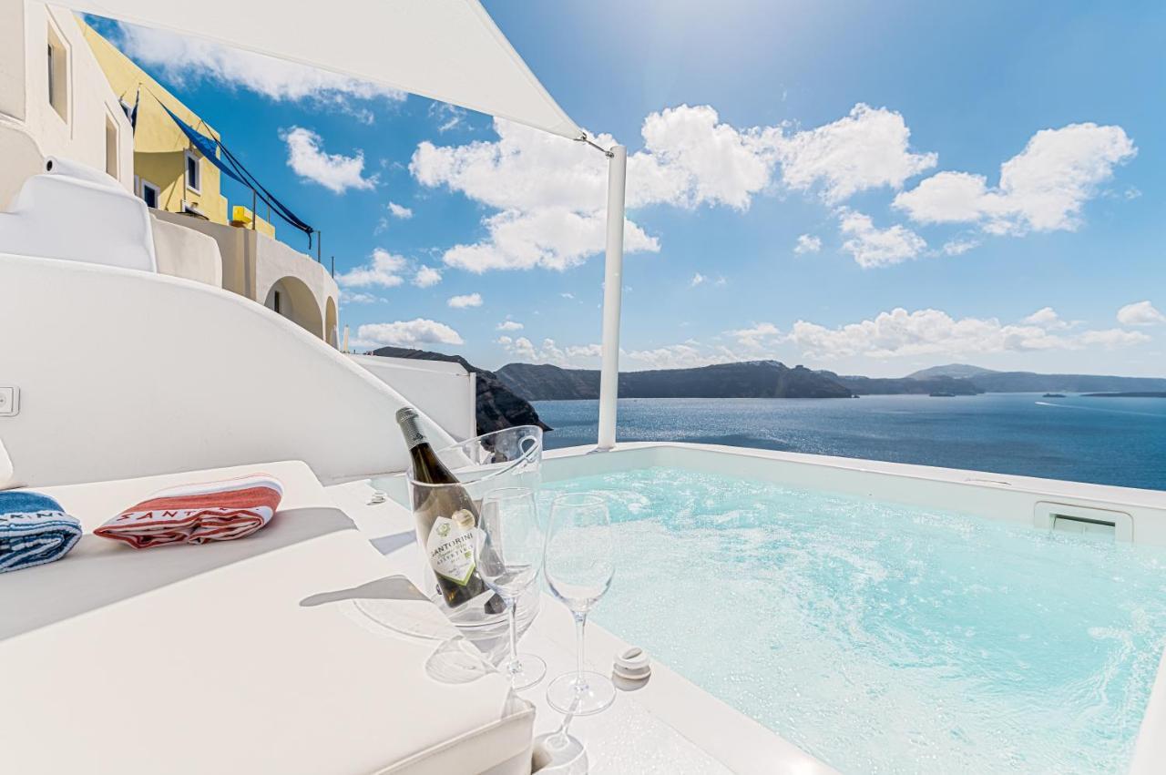 Aristos Life Luxury Cave Villas 이아 외부 사진