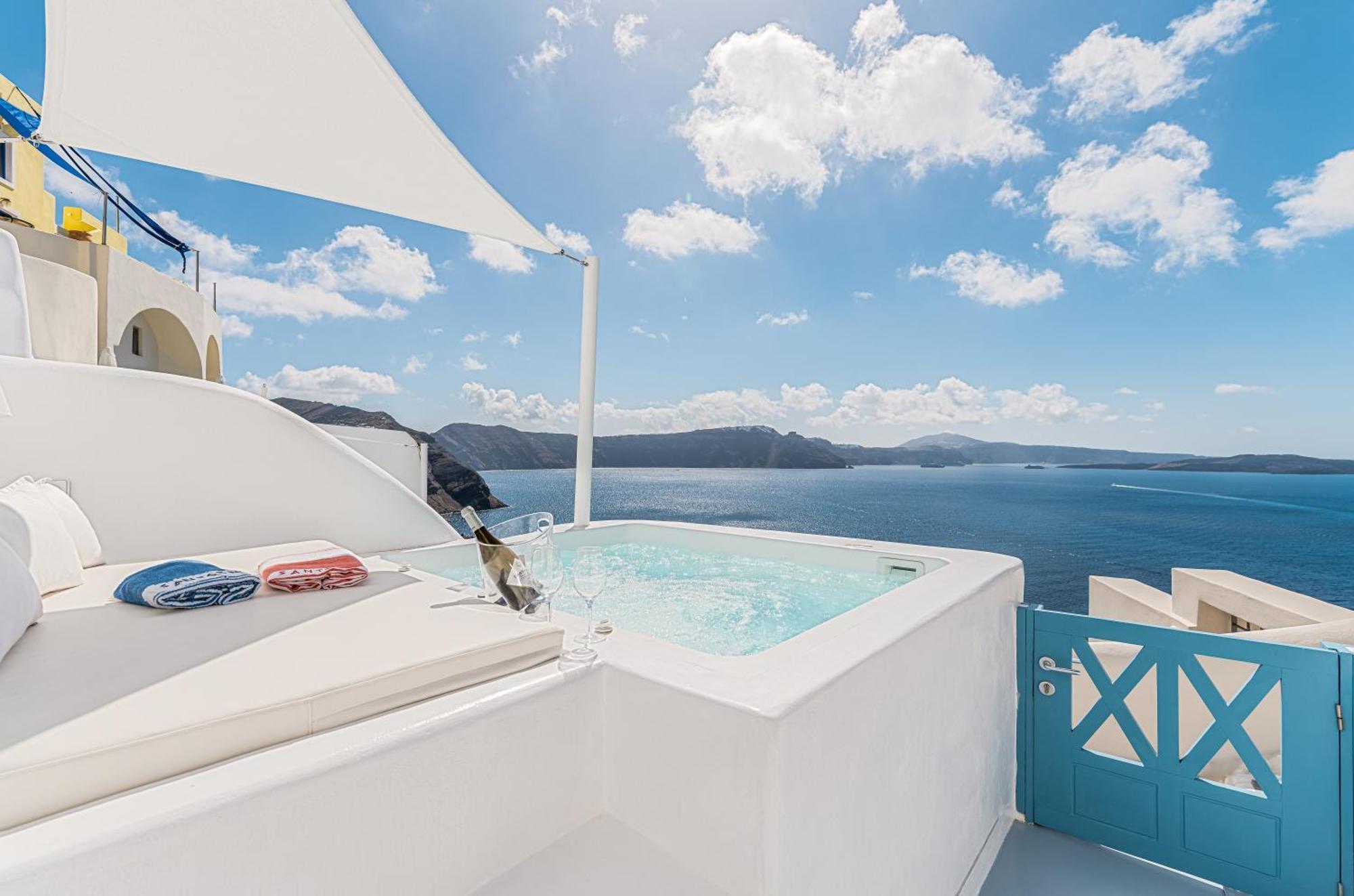 Aristos Life Luxury Cave Villas 이아 외부 사진
